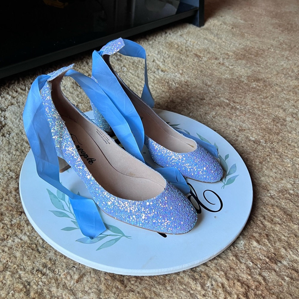 Women’s Free People iridescent glitter block heel shoes size 9. - Picture 5 of 17